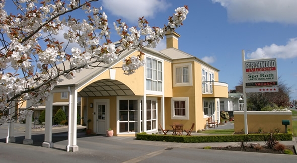 Birchwood Manor Motel is Invercargill's popular award-winning motel accommodation Image of Birchwood Manor Motel in Invercargill